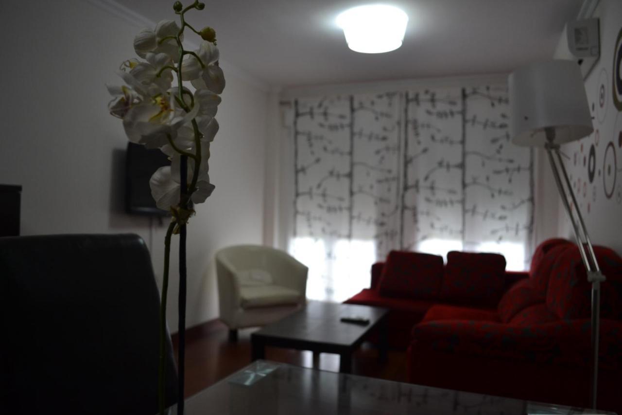 Apartamento Acueducto, Tres Dormitorios Y Parking Gratis Mérida Eksteriør billede