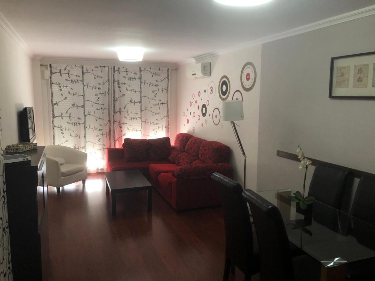 Apartamento Acueducto, Tres Dormitorios Y Parking Gratis Mérida Eksteriør billede