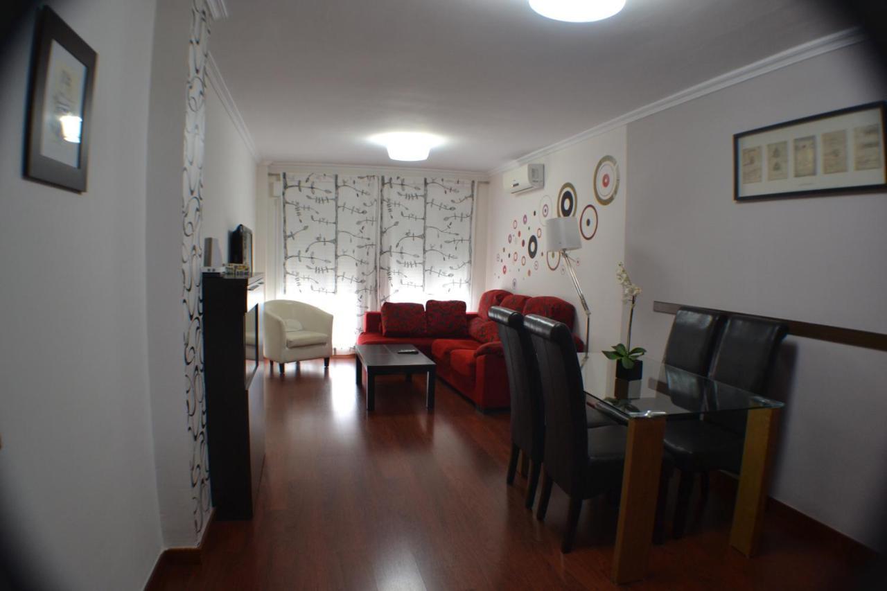 Apartamento Acueducto, Tres Dormitorios Y Parking Gratis Mérida Eksteriør billede